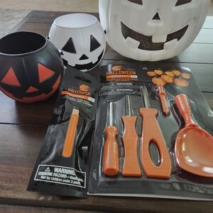 Halloween Pumpkin Carving Kit with Jack-O'-Lantern Buckets